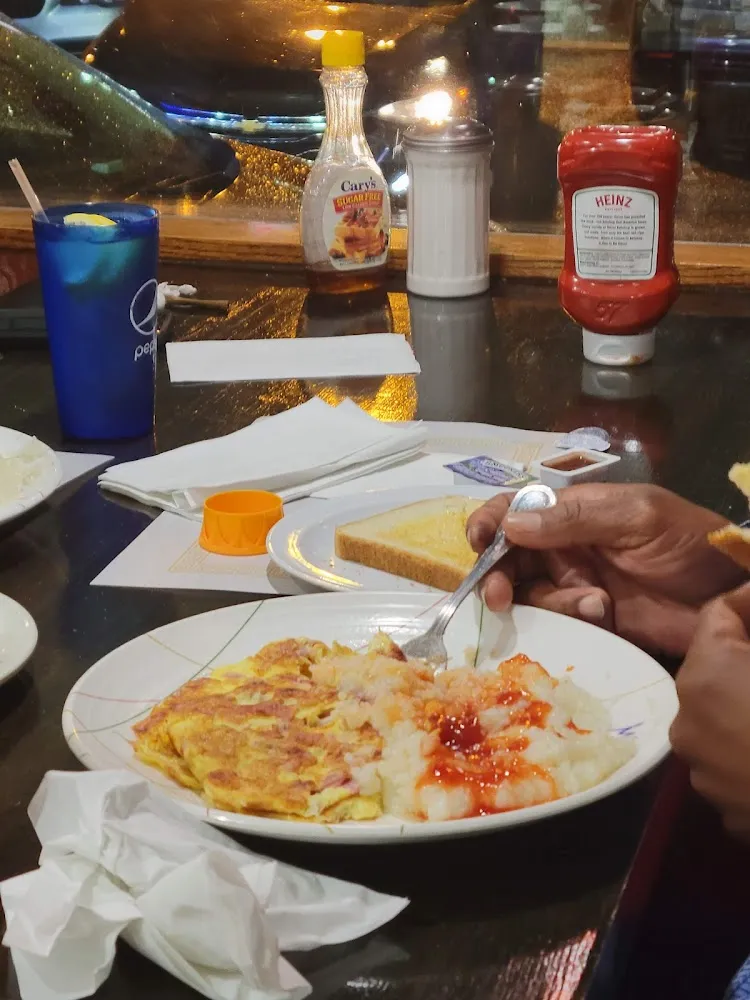 Cheese Grits Scrambled Eggs with Cheese